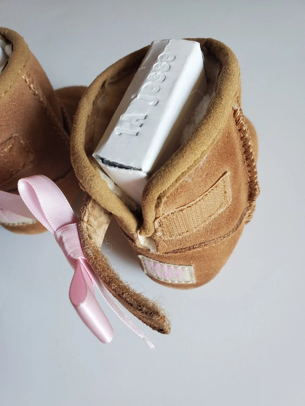 UGG Jesse Bow Boots Pink/Chestnut Infant Size 0/1